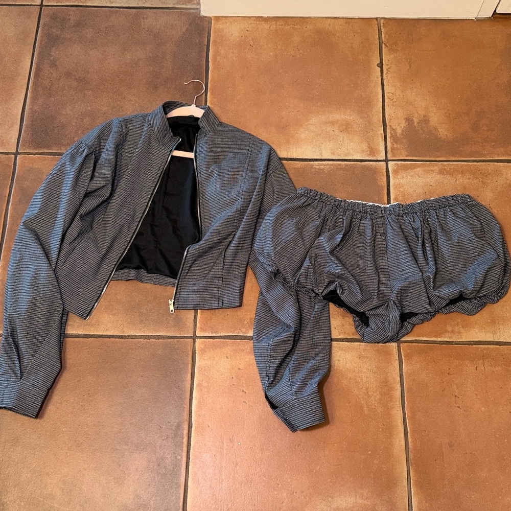 LIONESS Eclipse Jacket & Mini Shorts - Picture 11 of 16